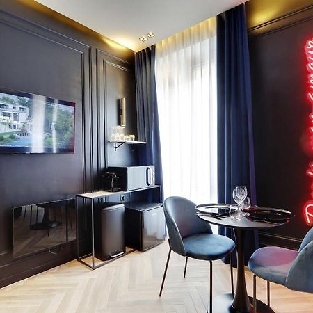 Couples Getaway Unit With Jacuzzi - City Center Paris Extérieur photo